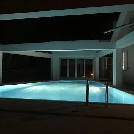 Sky T2, Vista Mar E Piscina Em Varadouro, Faial Appartement