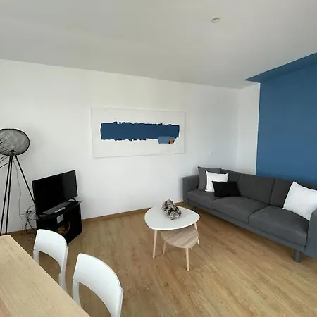 Appartement Sky T2, Vista Mar E Piscina Em Varadouro, Faial Capelo