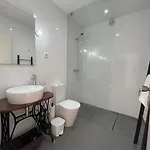 Appartement Sky T2, Vista Mar E Piscina Em Varadouro, Faial Capelo