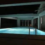 Sky T2, Vista Mar E Piscina Em Varadouro, Faial Appartement
