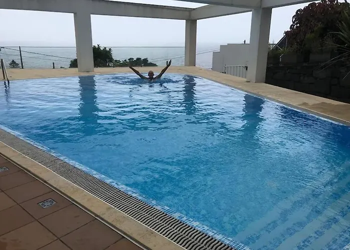 Sky T2, Vista Mar E Piscina Em Varadouro, Faial * Capelo